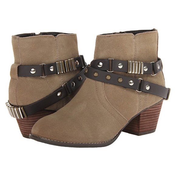 NEW DV by Dolce Vita Women's Jacy Ankle Boots Suede Zipper - Picture 2 of 12